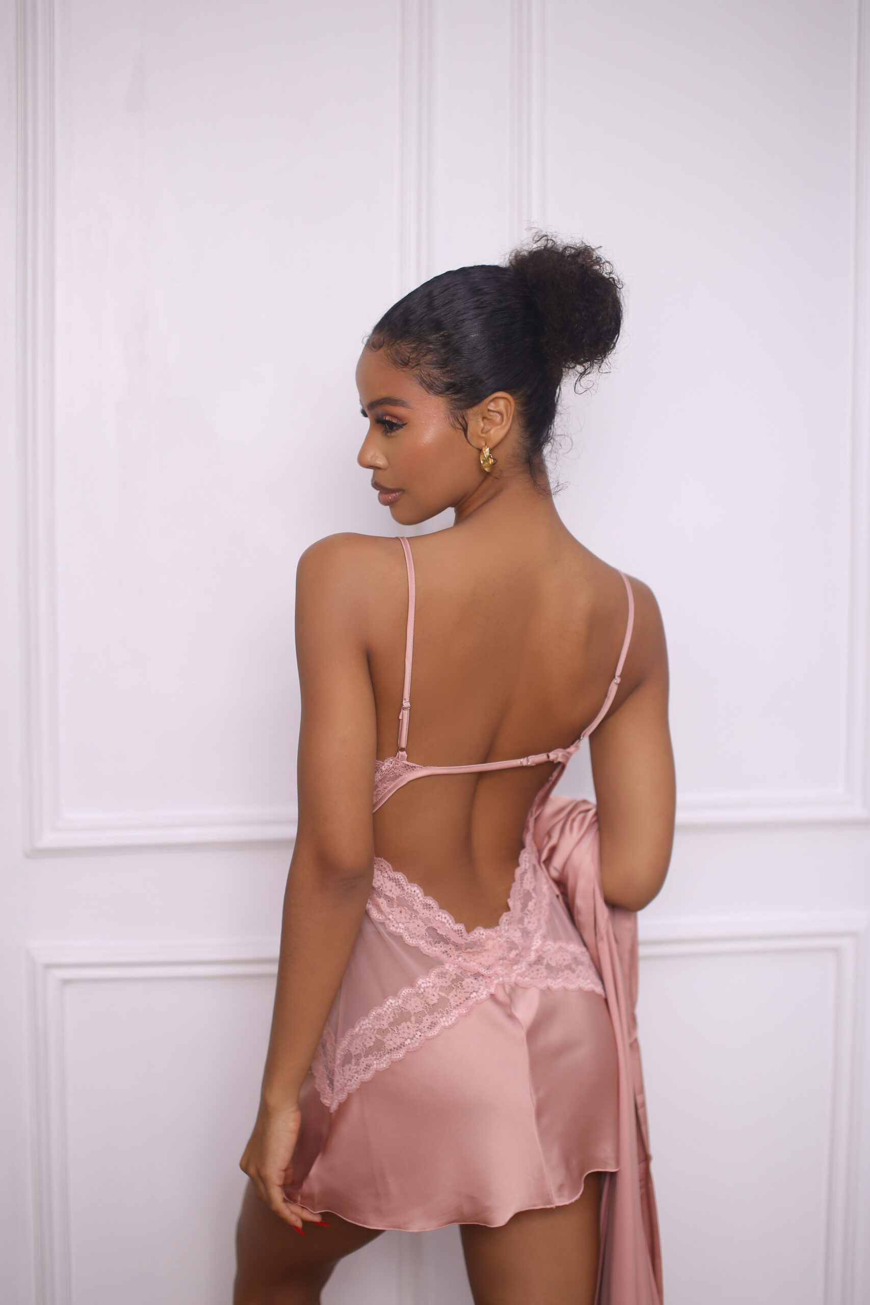 Opulent Night - Image 3