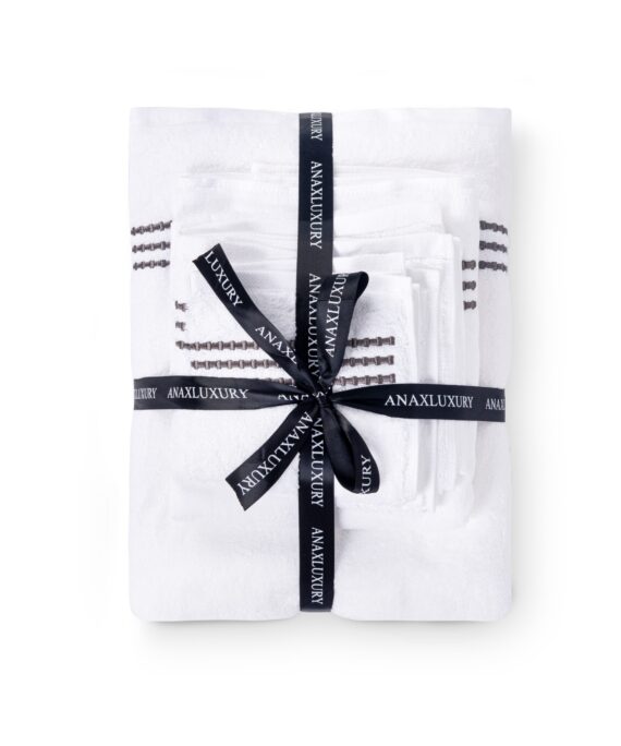 AnaxLuxury Royale plush towel collection